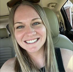 Meet your Posher, Lindsay